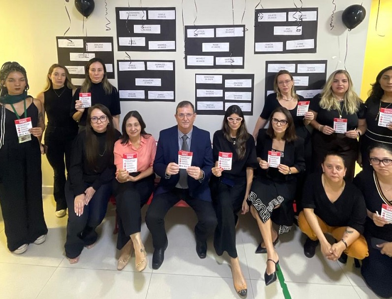 Defensoria banco vermelho