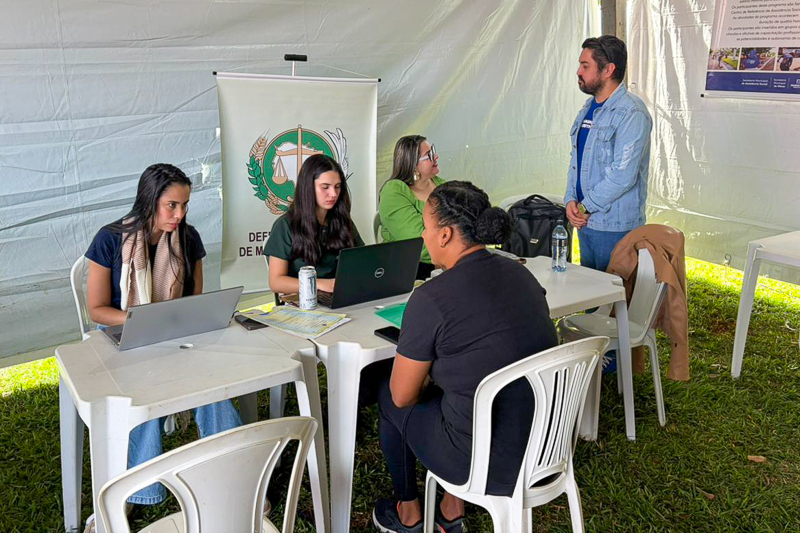 Defensoria presta atendimento jurídico à população durante a 55ª EXPOMARA em Maracaju 