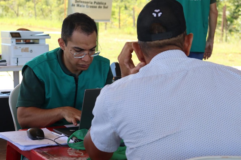 Dr Giuliano mutirao assentamento