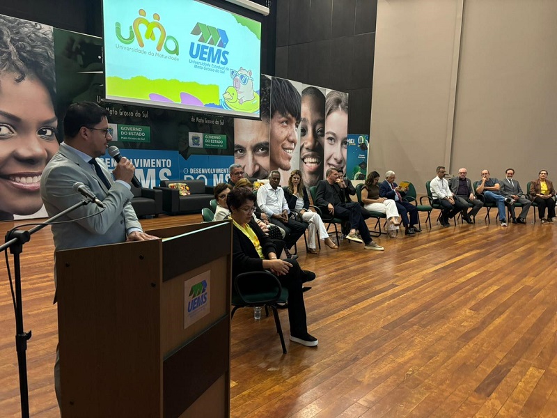 Defensoria participa de seminário sobre os direitos da pessoa idosa