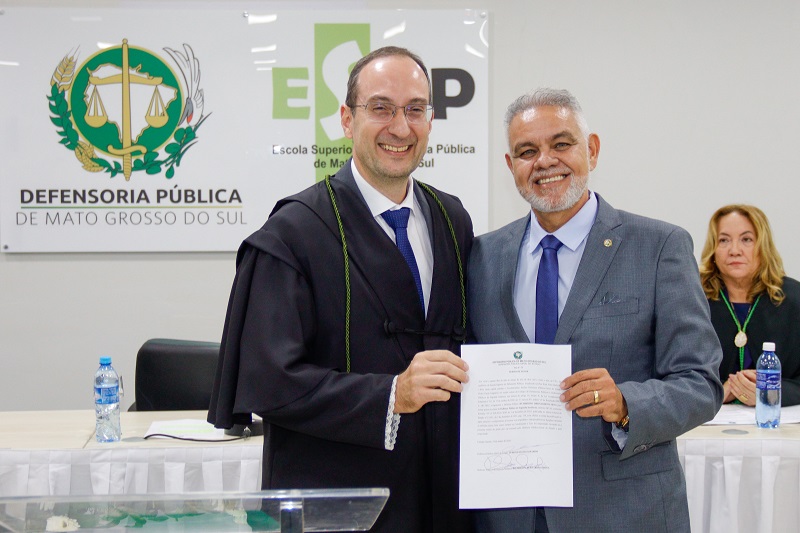 Defensor Humberto Sena é promovido à Segunda Instância da Defensoria Pública de MS