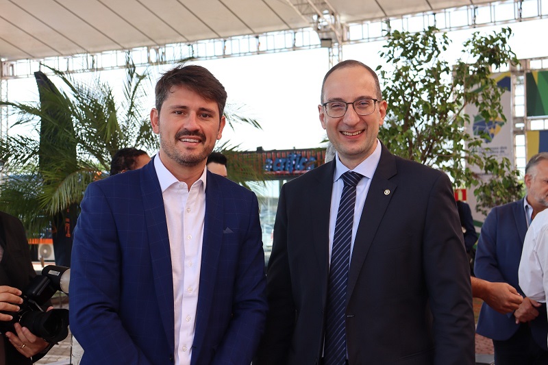 Defensoria Pública participa da abertura do 4º Congresso dos Municípios de MS