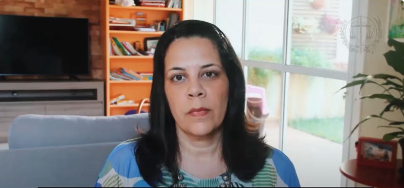 Dra Lidia Helena