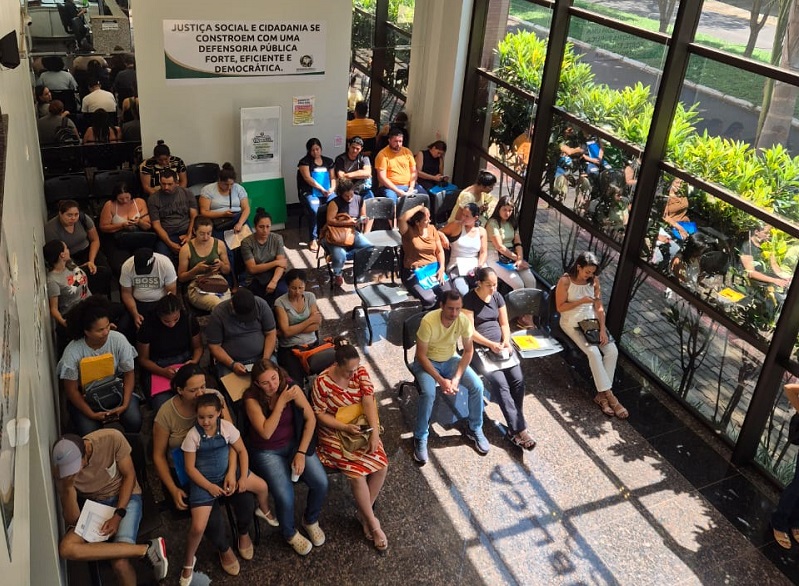 Defensoria realiza primeiro mutirão de vagas escolares de 2026 em Dourados