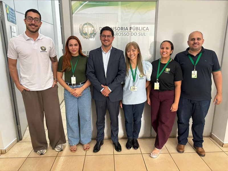 Mutirão equipe Facil Guaicurus