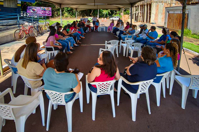 Defensoria Pública participa de ação do Ônibus Lilás em São Gabriel do Oeste