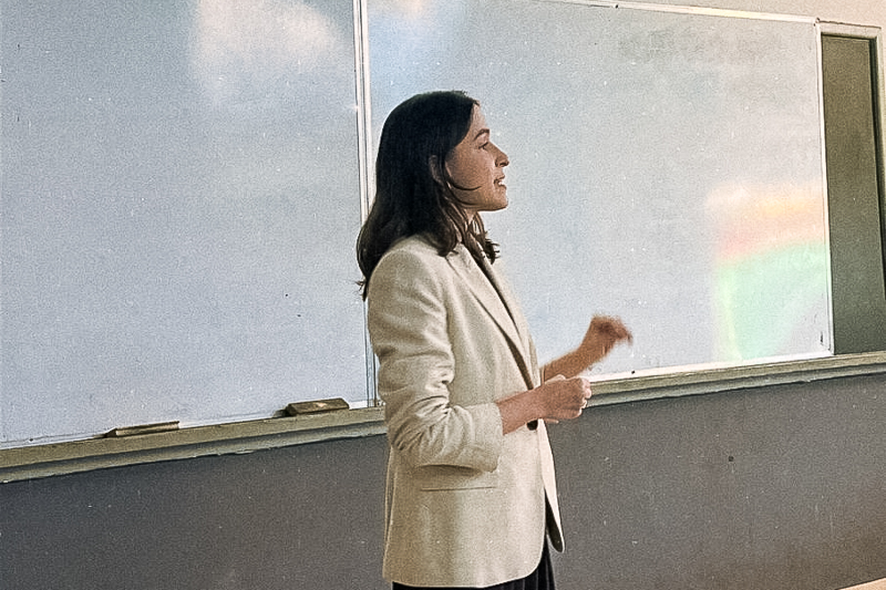 Defensoria promove educação em direitos e debate combate à violência doméstica em escola de Sidrolândia