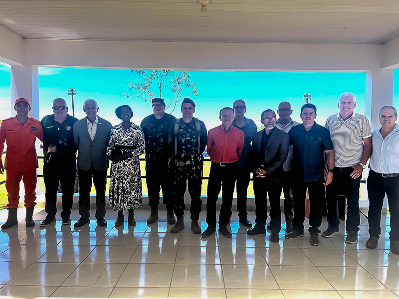 Defensoria participa de solenidade do Exército em Bodoquena